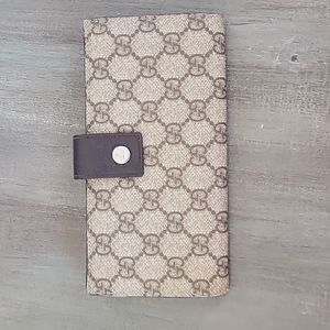 Gucci wallet